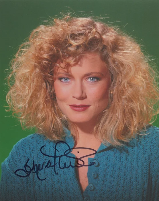 Sheree J. Wilson autograph