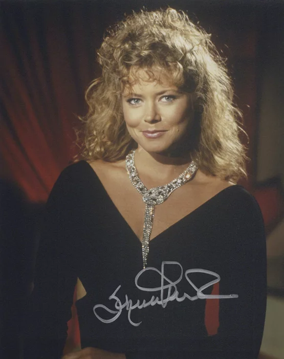 Sheree J. Wilson autograph