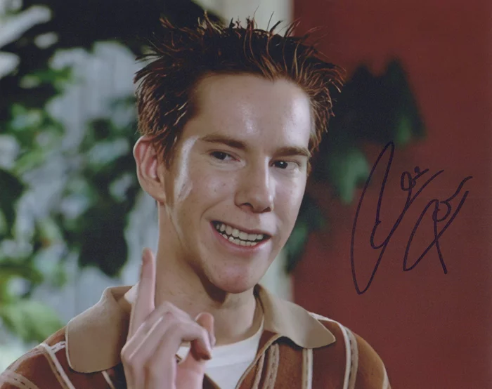 Chris Owen autograph