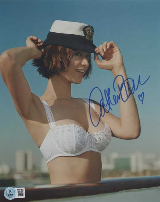 Catherine Bell autograph
