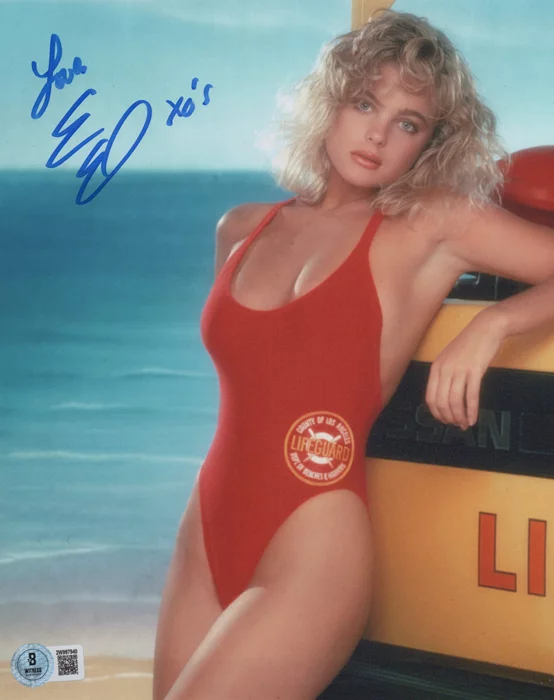 Erika Eleniak autograph