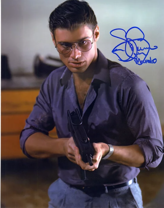 Steven Bauer autograph
