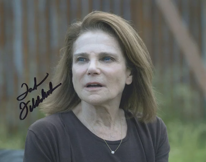 Tovah Feldshuh autograph