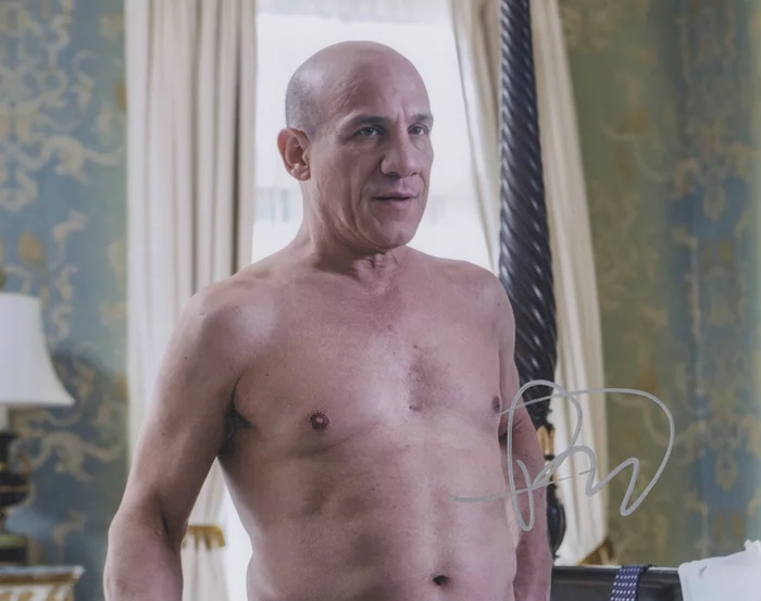 Paul Ben-Victor autograph