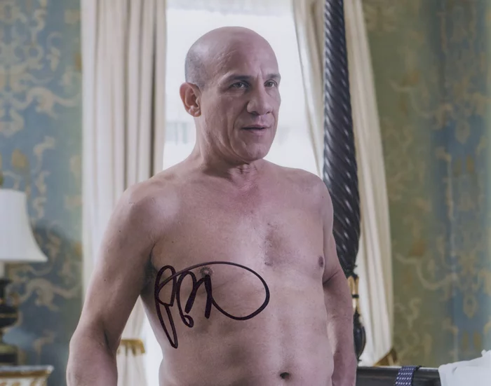 Paul Ben-Victor autograph