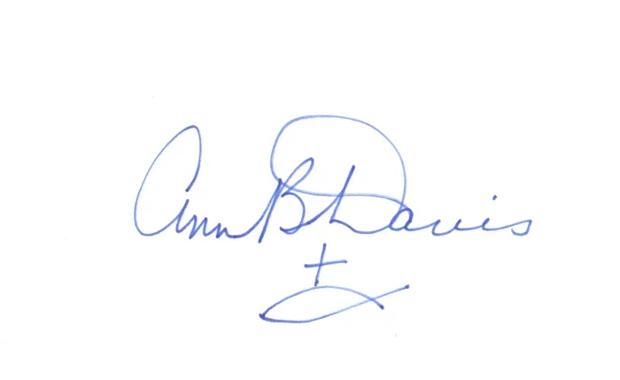 Ann B. Davis autograph