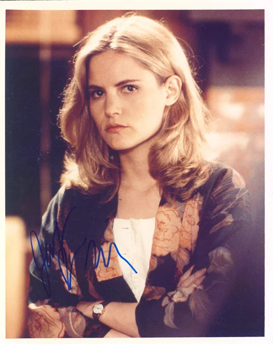 Jennifer Jason Leigh autograph