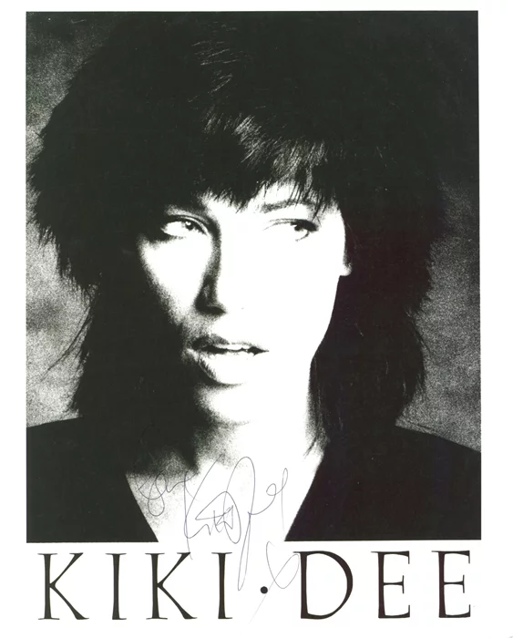 Kiki Dee autograph
