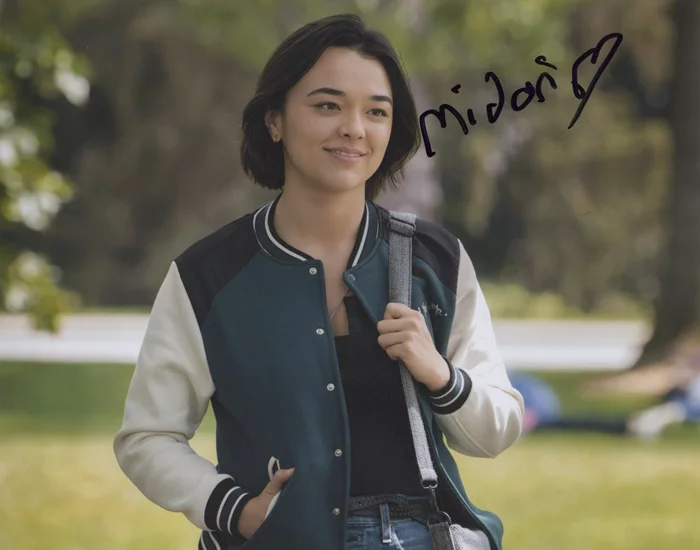 Midori Francis autograph