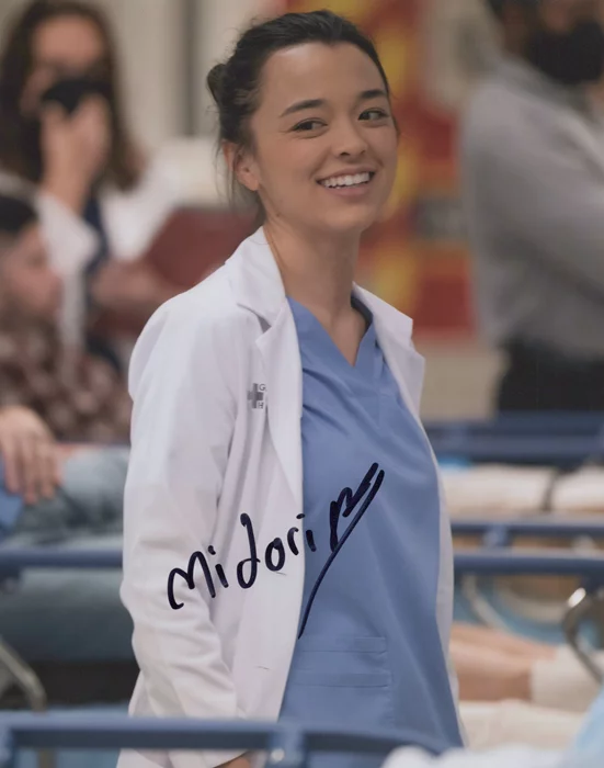 Midori Francis autograph