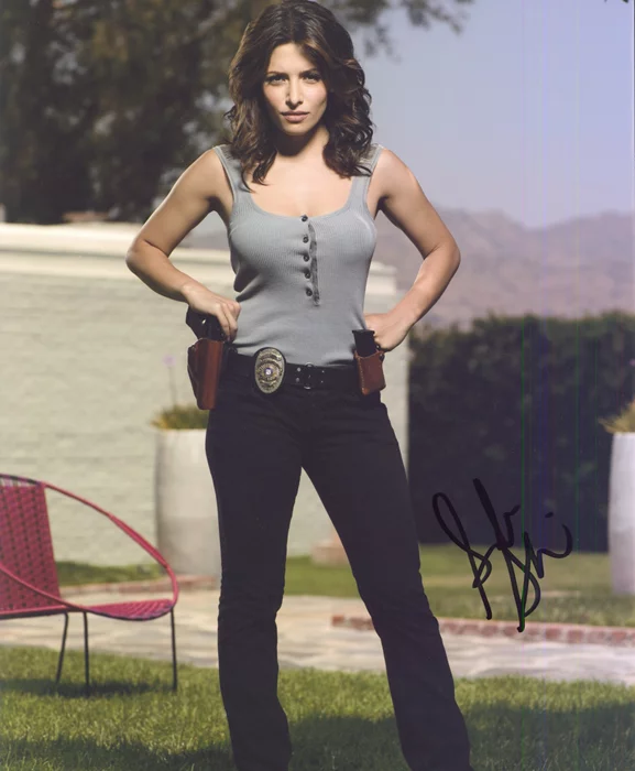 Sarah Shahi autograph