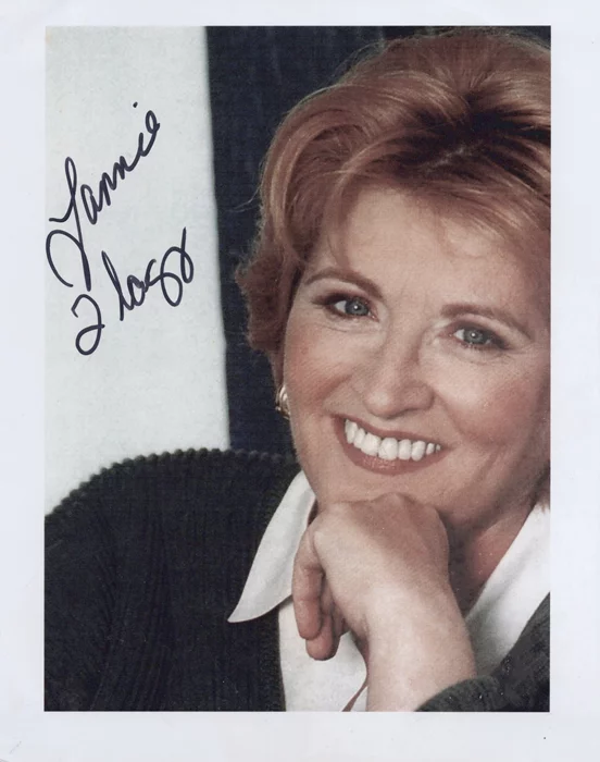 Fannie Flagg autograph