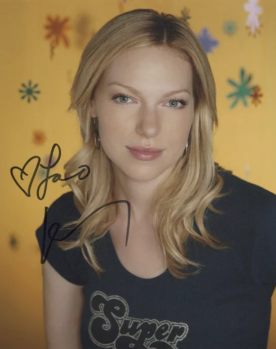 Laura Prepon autograph