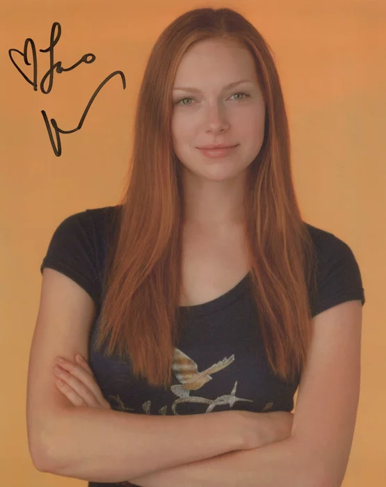 Laura Prepon autograph