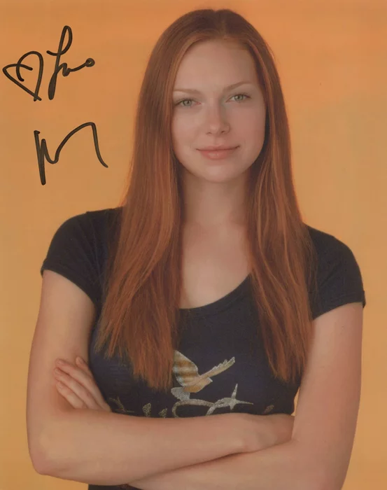 Laura Prepon autograph