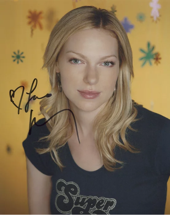 Laura Prepon autograph