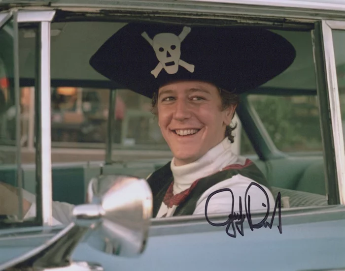 Judge Reinhold autograph