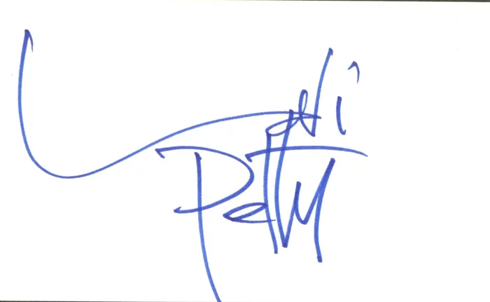 Lori Petty autograph