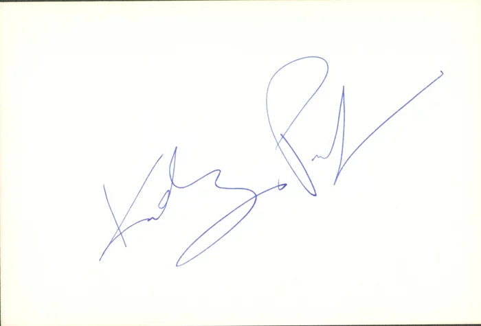 Kelly Preston autograph