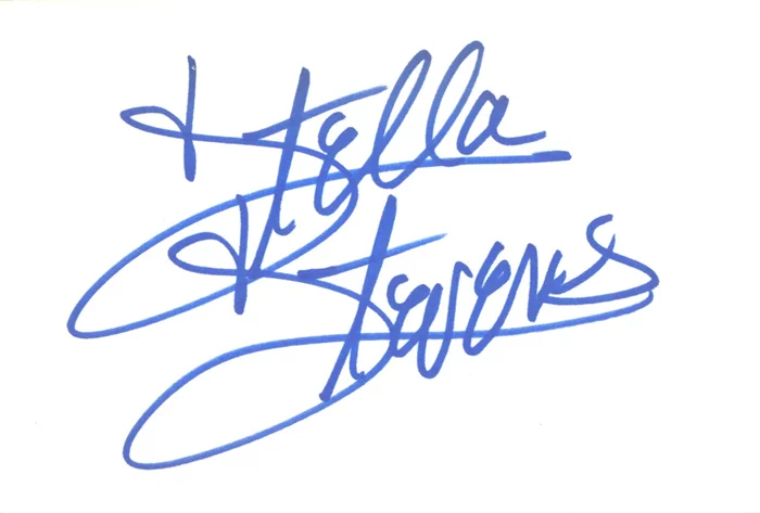 Stella Stevens autograph