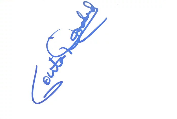 Lolita Davidovich autograph