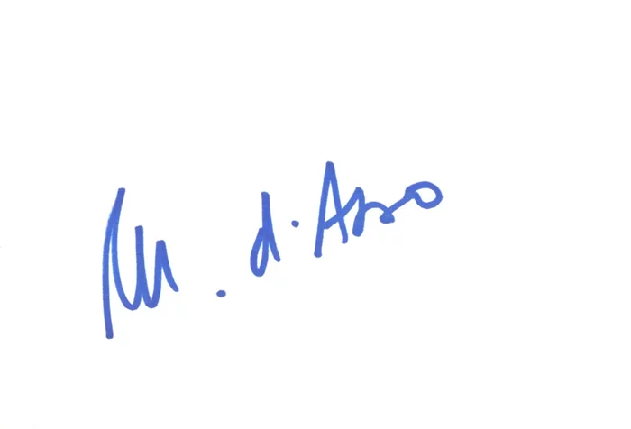 Maryam D'Abo autograph