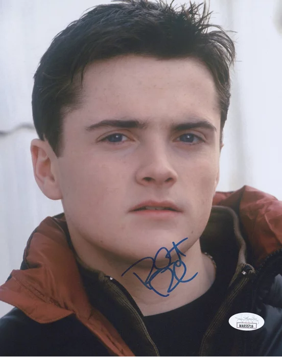 Robert Iler autograph