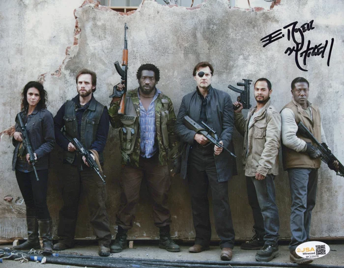 E. Roger Mitchell autograph