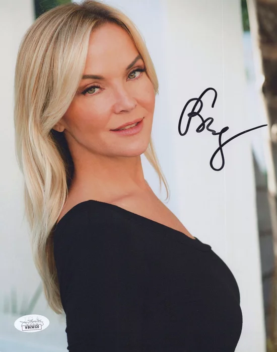 Brandy Ledford autograph
