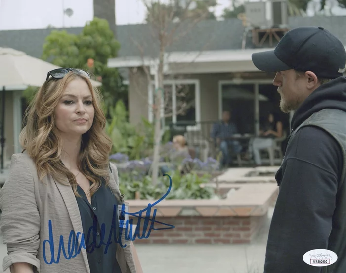 Drea DeMatteo autograph