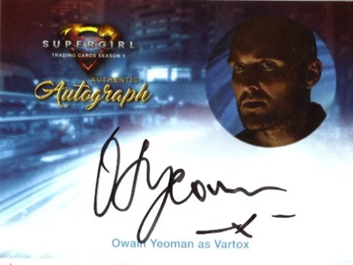 Owain Yeoman autograph