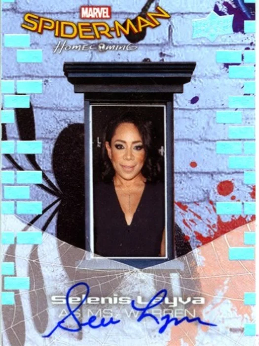 Selenis Leyva autograph