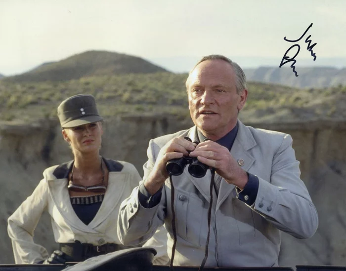 Julian Glover autograph