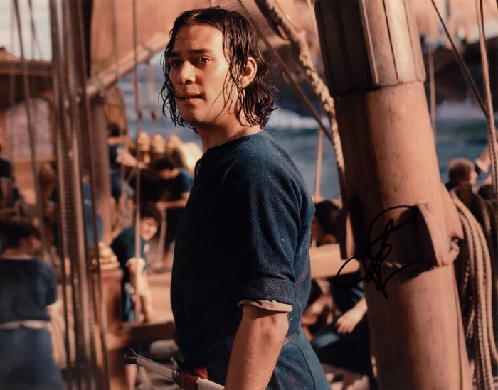 Maxim Baldry autograph