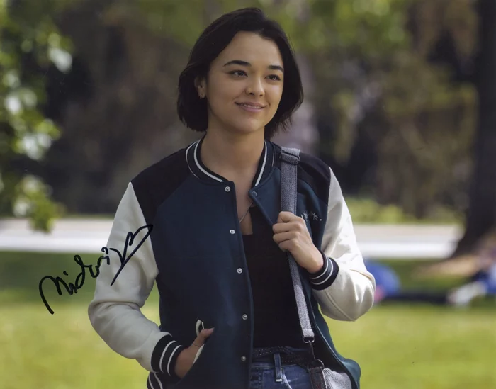 Midori Francis autograph