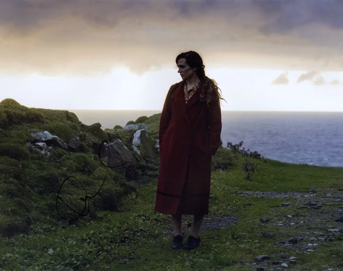 Kerry  Condon autograph