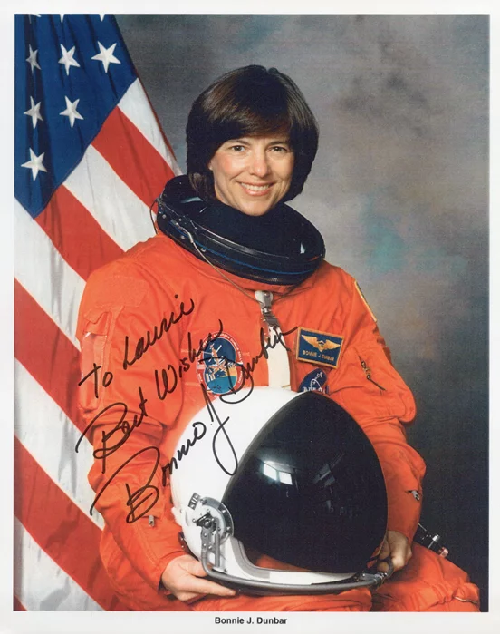 Bonnie Dunbar autograph