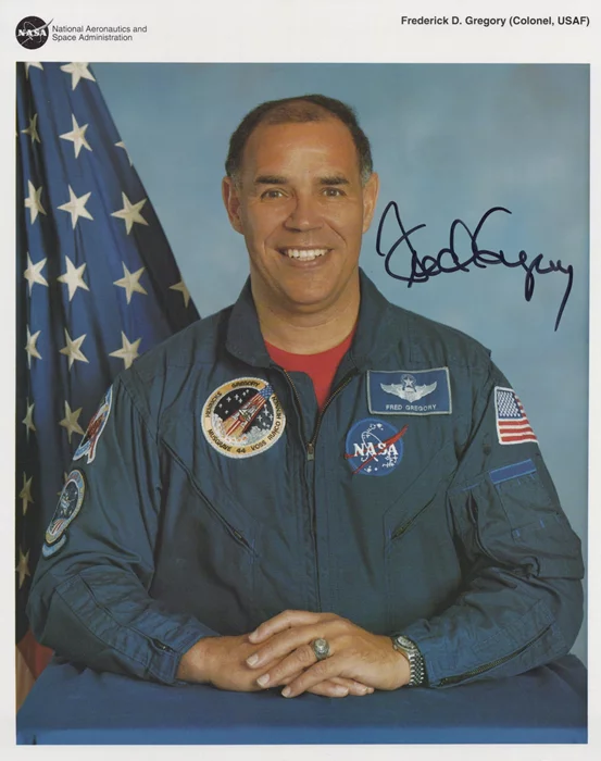 Fred Gregory autograph