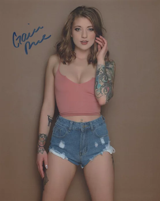 Gaia Rae autograph