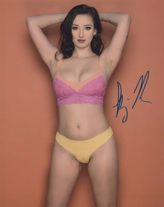Kenzie Rose autograph