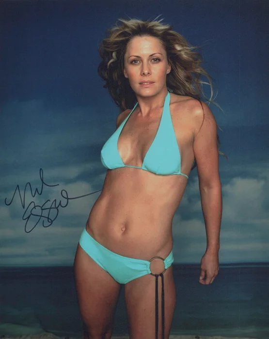 Nicole Eggert autograph