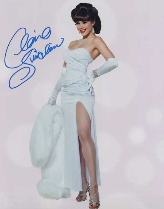 Claire Sinclair autograph