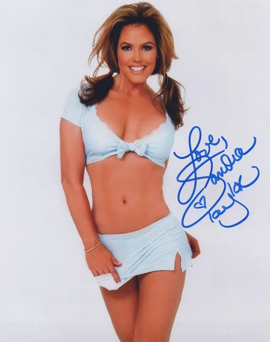 Sandra Taylor autograph