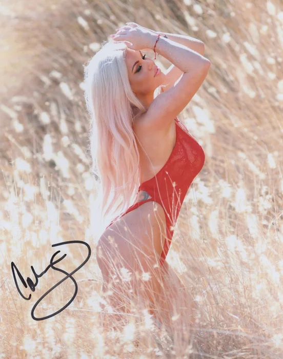 Colleen Shannon autograph