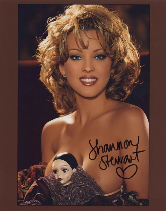 Shannon Stewart autograph