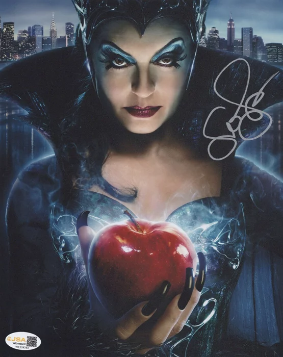 Susan Sarandon autograph