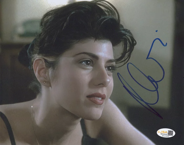 Marisa Tomei autograph