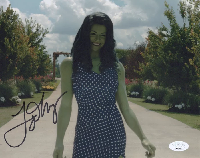 Tatiana Maslany autograph