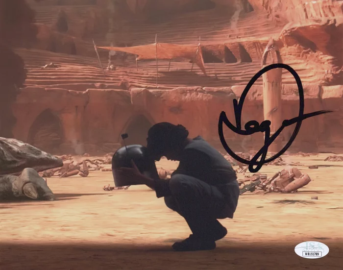 Daniel Logan autograph