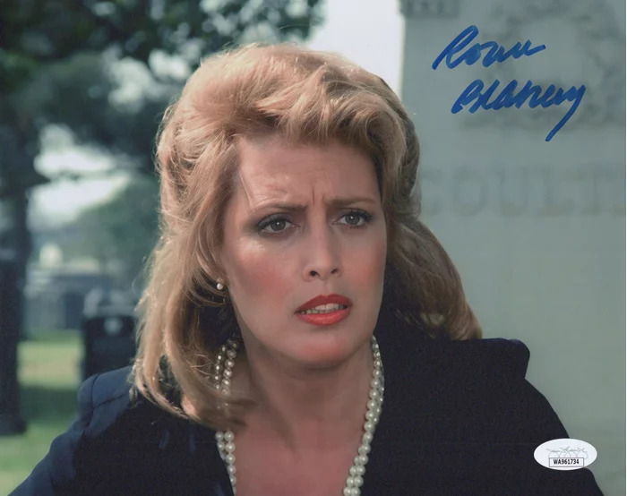 Ronee Blakely autograph